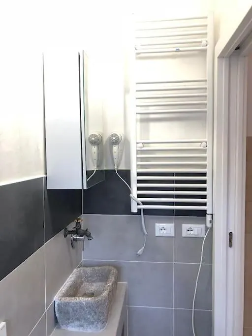 Cozy Apartment Close To Biennale Of Venedik 0*,  İtalya